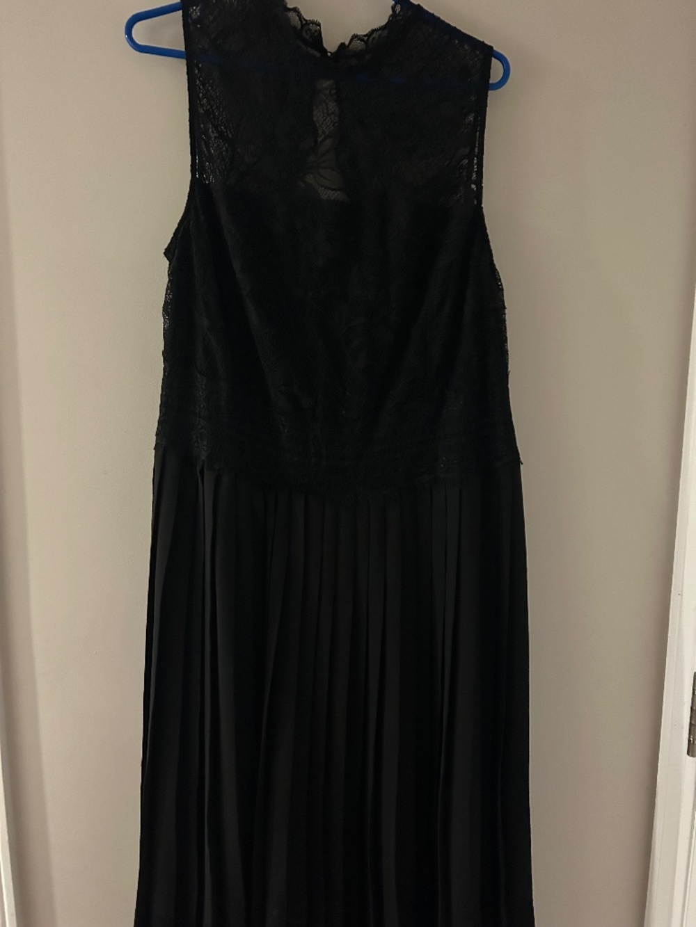 Black lace dress